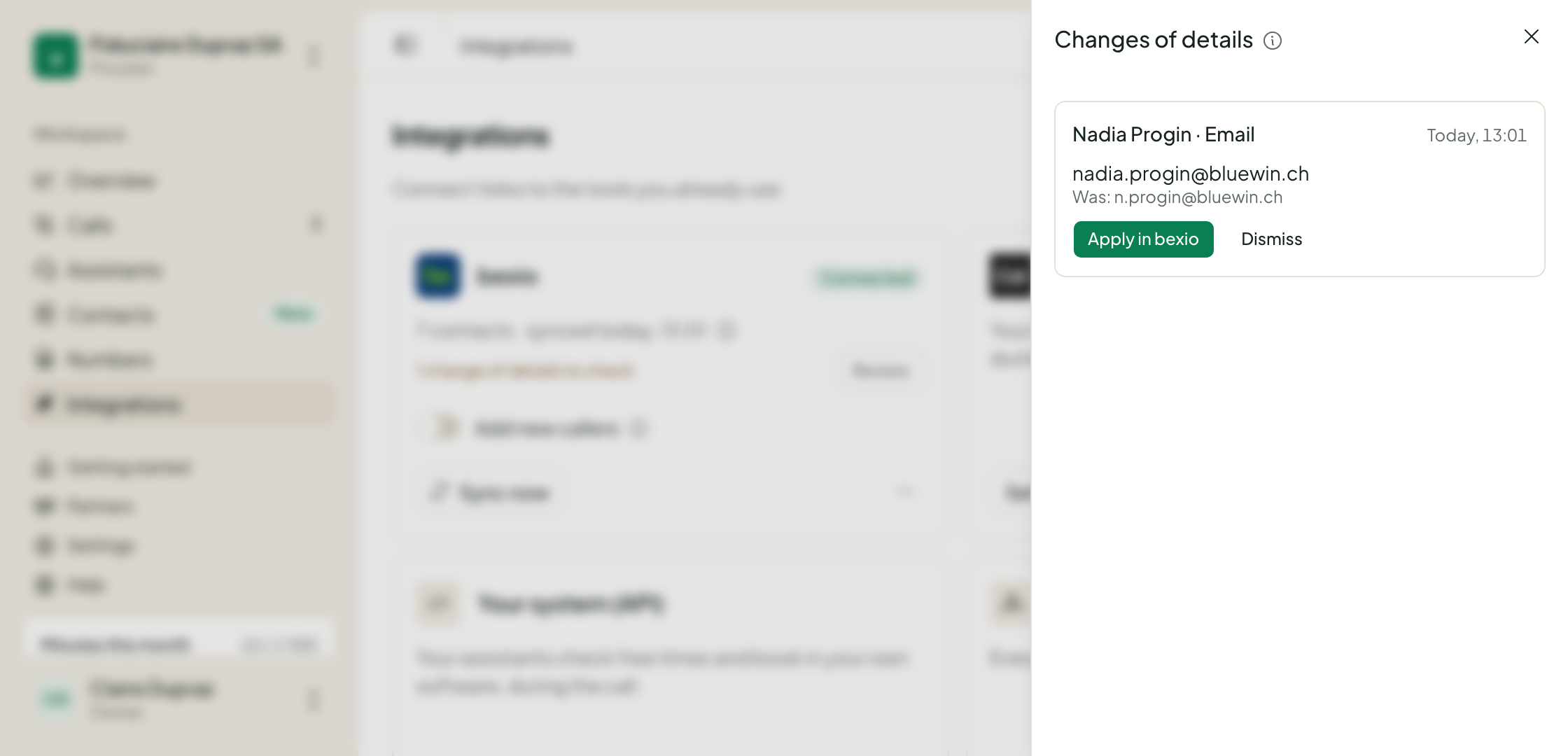 The Changes of details panel: a new email address asked for on the phone, the old value, and the buttons Apply in bexio and Dismiss.